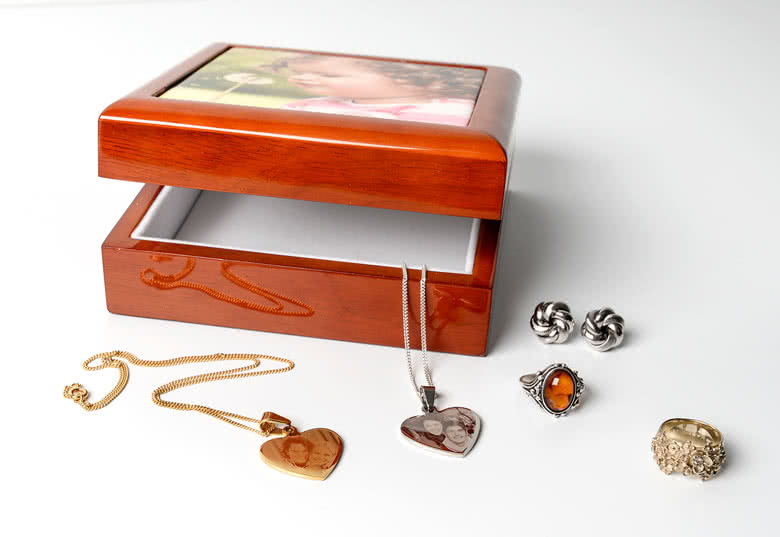 Boîte à Bagues En Velours Noir - France