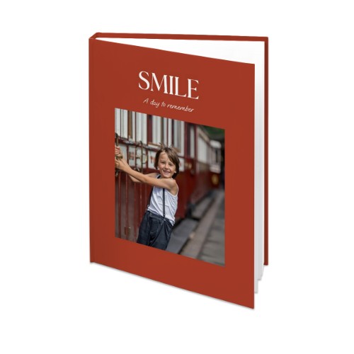 Monochrome Red Monochrome Red