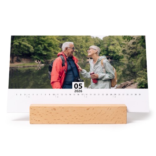 Kalender im Holzaufsteller Panorama 