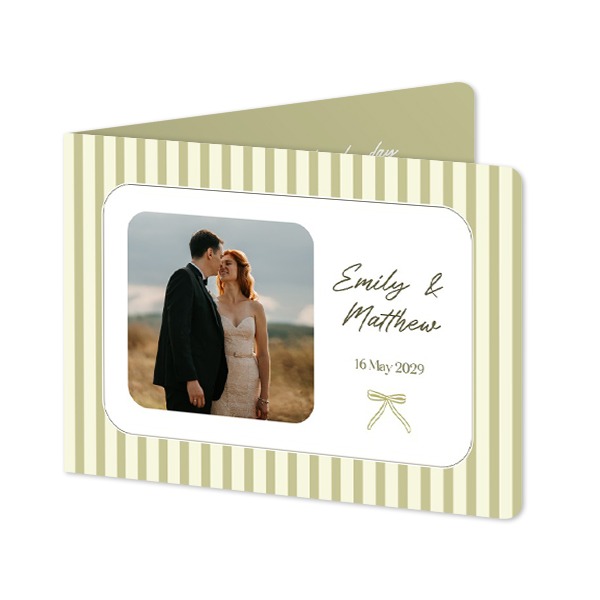 Folded card landscape rounded corners 14,3 x 10 cm