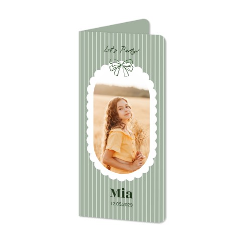 Gevouwen Kaart Panorama staand met ronde hoeken 9,3 x 19,6 cm Gevouwen Kaart Panorama staand met ronde hoeken 9,3 x 19,6 cm