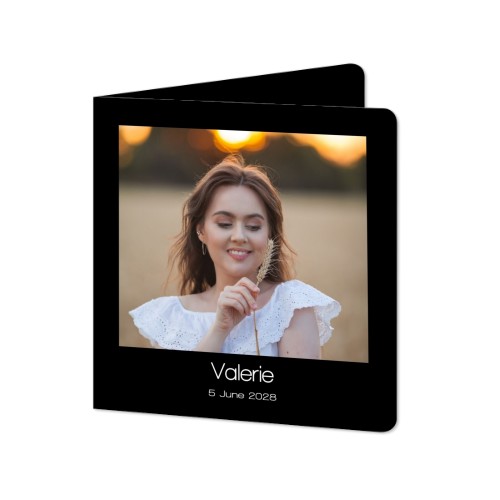 Gevouwen wenskaart vierkant met ronde hoeken 14,3 x 14,3 cm Gevouwen wenskaart vierkant met ronde hoeken 14,3 x 14,3 cm