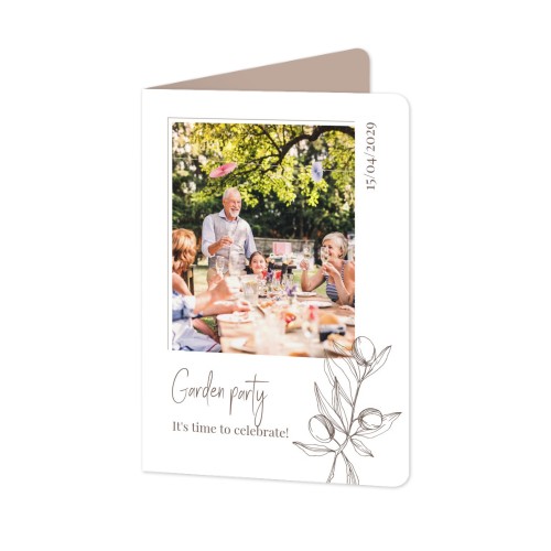 Falt-Grusskarte Hochformat mit abgerundeten Ecken 10 x 14,3 cm Falt-Grusskarte Hochformat mit abgerundeten Ecken 10 x 14,3 cm