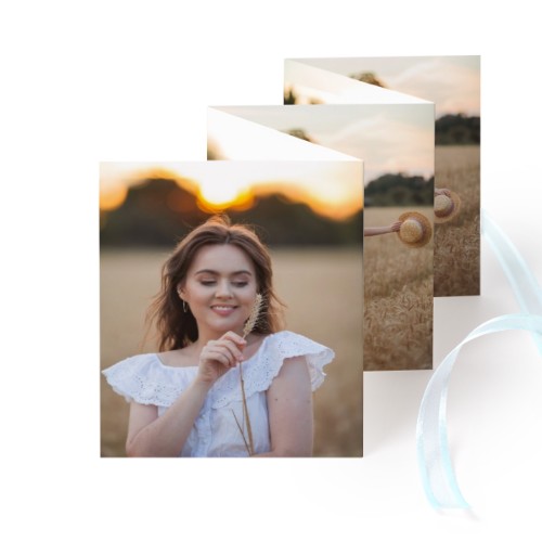 Fold out photo card Portrait blue ribbon - set of 12 (7,1 x 8,8 cm) Fold out photo card Portrait blue ribbon - set of 12 (7,1 x 8,8 cm)