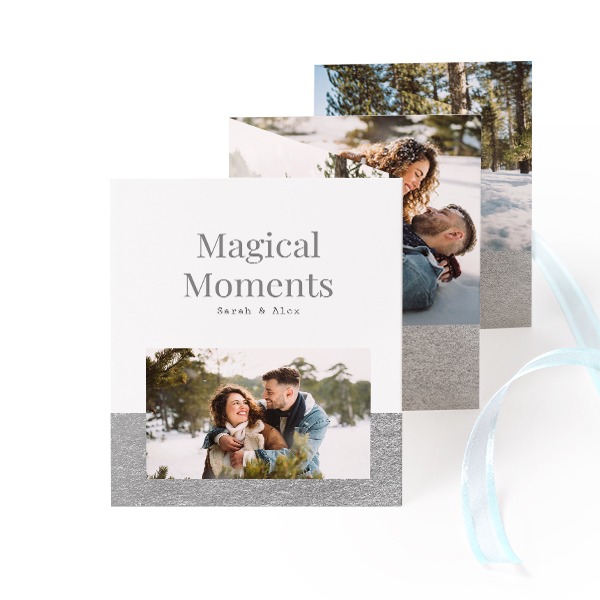 Fold out photo card Portrait blue ribbon - set of 12 (7,1 x 8,8 cm) Fold out photo card Portrait blue ribbon - set of 12 (7,1 x 8,8 cm)