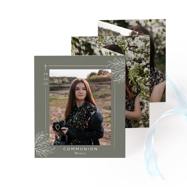 Fold out photo card Portrait blue ribbon - set of 12 (7,1 x 8,8 cm) Fold out photo card Portrait blue ribbon - set of 12 (7,1 x 8,8 cm)