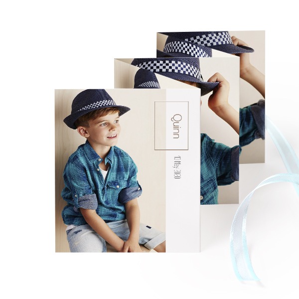 Fold out photo card Portrait blue ribbon - set of 12 (7,1 x 8,8 cm) Fold out photo card Portrait blue ribbon - set of 12 (7,1 x 8,8 cm)