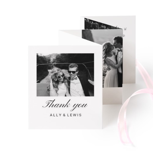 Grusskarte 10-seitig Hochformat Rosa Schleife - 12 Stk. (7,1 x 8,8 cm) Grusskarte 10-seitig Hochformat Rosa Schleife - 12 Stk. (7,1 x 8,8 cm)