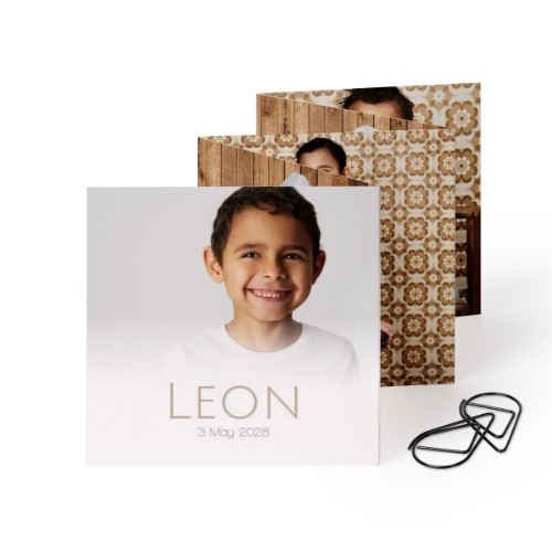 Portfoliokaart Vierkant Zwarte Paperclip (set van 12) (8 x 8 cm) Portfoliokaart Vierkant Zwarte Paperclip (set van 12) (8 x 8 cm)