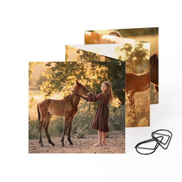 Fotokort 10 sider Kvadrat Sort klips - 12 stk (8 x 8 cm) Fotokort 10 sider Kvadrat Sort klips - 12 stk (8 x 8 cm)