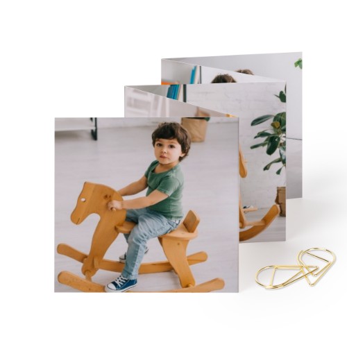 Fotokort 10 sidor Kvadratisk med GuldfÀrgat gem - 12 st (8 x 8 cm) Fotokort 10 sidor Kvadratisk med GuldfÀrgat gem - 12 st (8 x 8 cm)