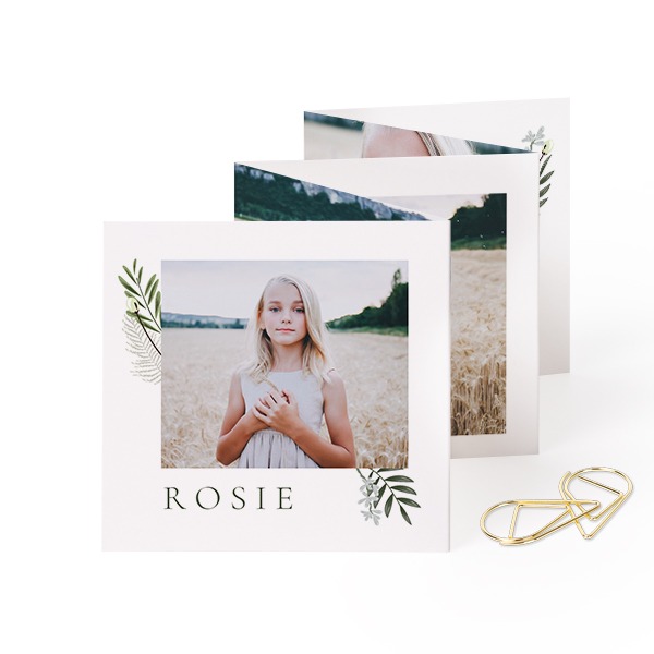 Kuvakortit 10 sivua Neliö Kultaisella pidikkeellä - 12 kpl (8 x 8 cm) Kuvakortit 10 sivua Neliö Kultaisella pidikkeellä - 12 kpl (8 x 8 cm)