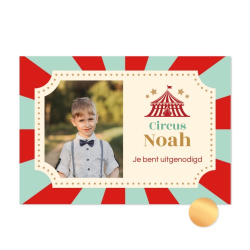 Kaart met goudfolie - liggend 14,3 x 10 cm Kaart met goudfolie - liggend 14,3 x 10 cm