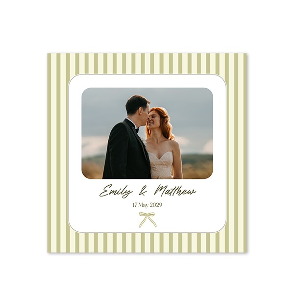 Faire-part 1 volet Carré 14,3 x 14,3 cm Faire-part 1 volet Carré 14,3 x 14,3 cm