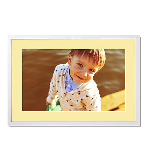 Classic frame - Light text