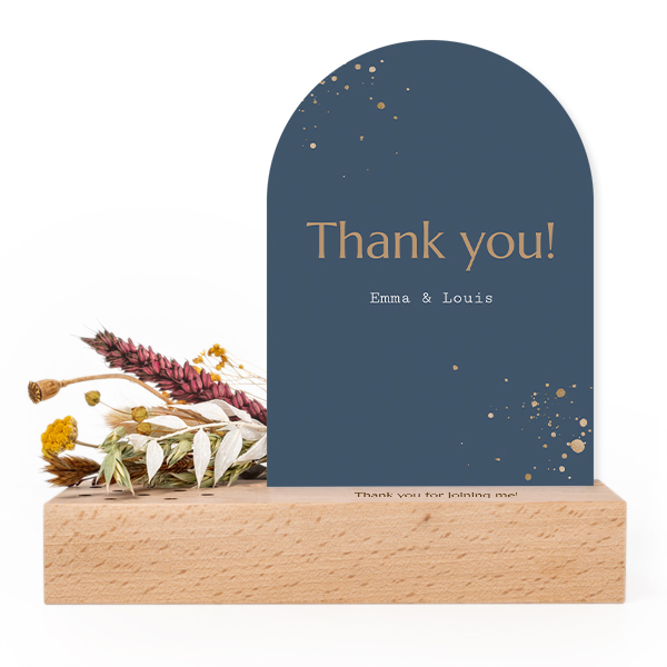 Forex kaart boog in houten houder met full color print en droogbloemen