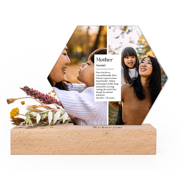 Forex kaart hexagon in houten houder met full color print en droogbloemen