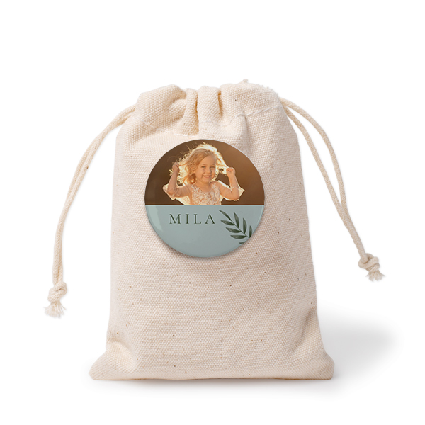 Small cotton bags with pin badge - set of 12 Small cotton bags with pin badge - set of 12