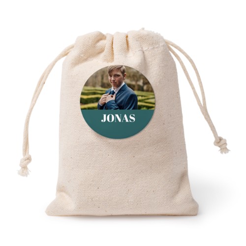 BadgeMagnet37mm_WhiteLettersPhotoBlue