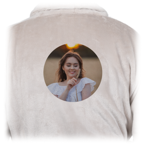 BathRobeBack_OnePhotoCircle