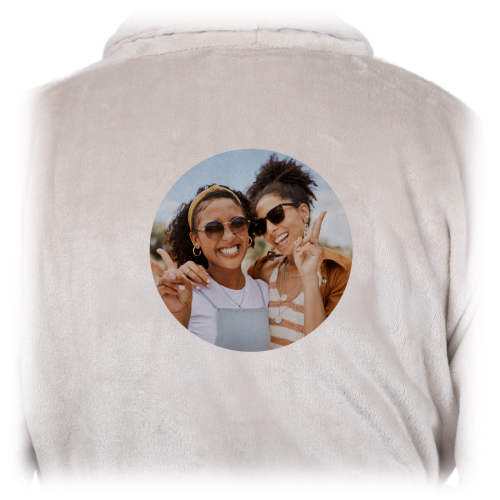 BathRobeBack_OnePhotoCircle