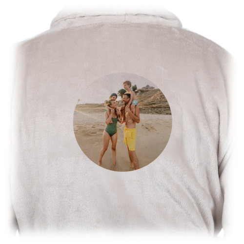 BathRobeBack_OnePhotoCircle