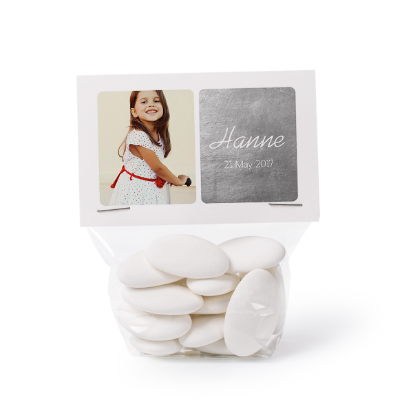 Rounded Corners and Metallic Background Rounded Corners and Metallic Background