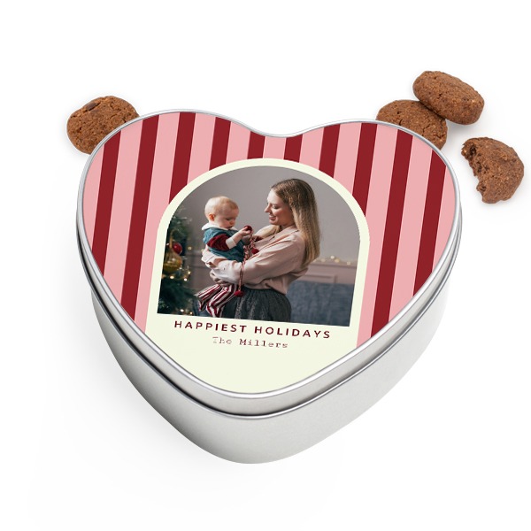 Cookie Tin Heart with Generous cookies Cookie Tin Heart with Generous cookies