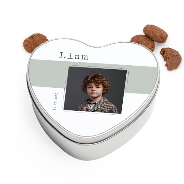 BoĂźte Ă biscuits coeur avec biscuits Generous BoĂźte Ă biscuits coeur avec biscuits Generous