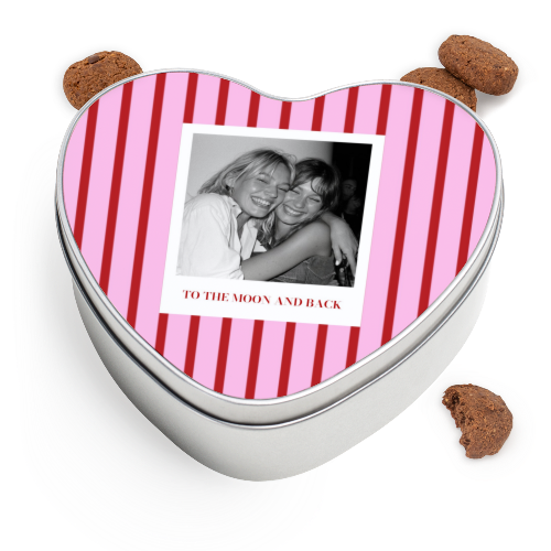 Cookie Tin Heart with Generous cookies Cookie Tin Heart with Generous cookies