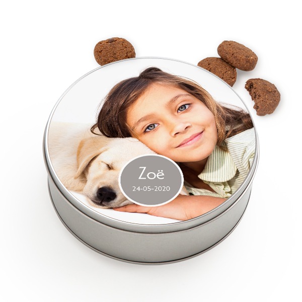 Cookie Tin Round with Generous cookies Cookie Tin Round with Generous cookies