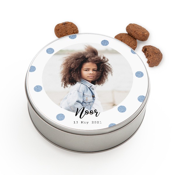 Cookie Tin Round with Generous cookies Cookie Tin Round with Generous cookies