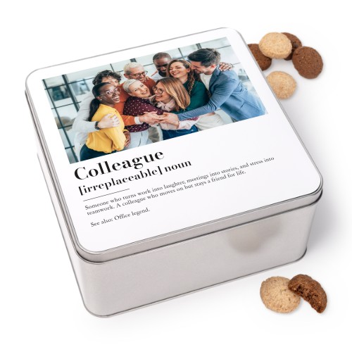 Quadratische Keksdose mit Generous Keksen Quadratische Keksdose mit Generous Keksen