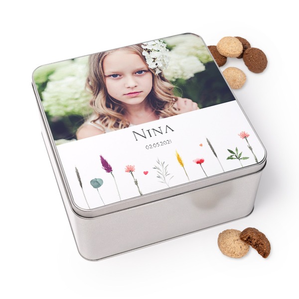 Cookie Tin Square with Generous cookies Cookie Tin Square with Generous cookies