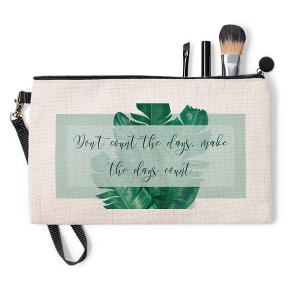 Makeup bag with zipper