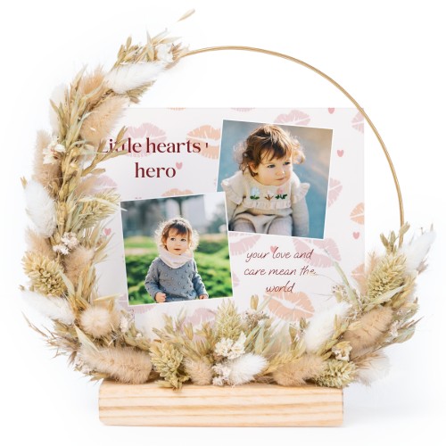 Dried flower wreath with 1 photo card