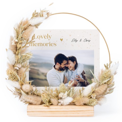 Dried flower wreath with 1 photo card