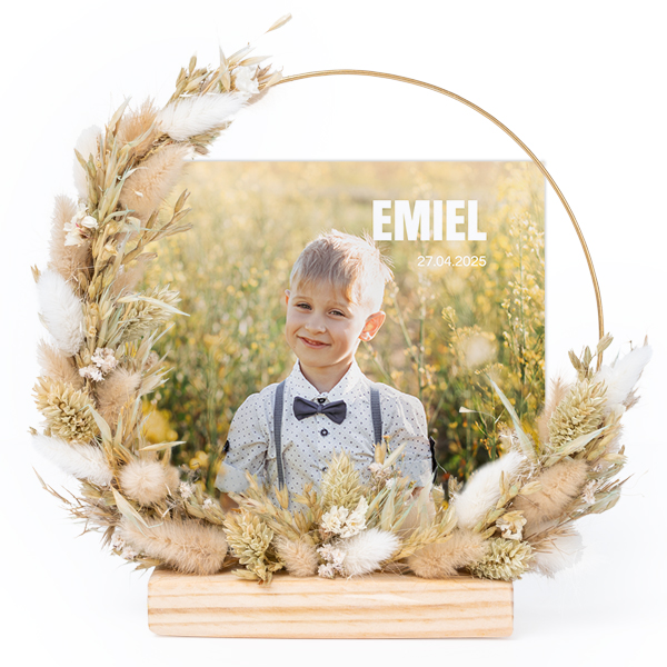 Dried flower wreath with 13 photo cards Dried flower wreath with 13 photo cards