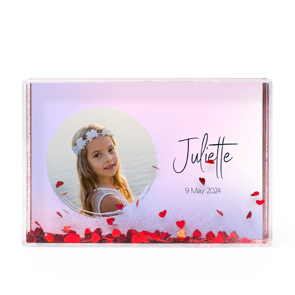 Photo frame with heart confetti