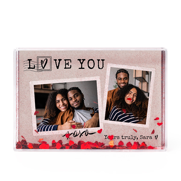 Photo frame with heart confetti