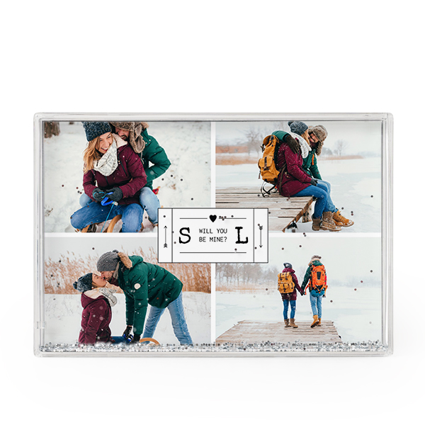 Photo frame with silver glitter