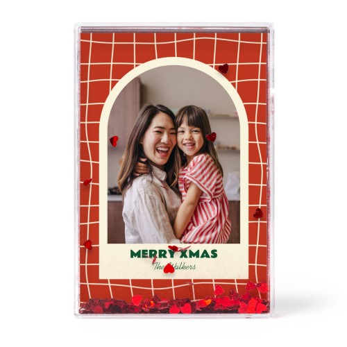 Photo frame with heart confetti Photo frame with heart confetti