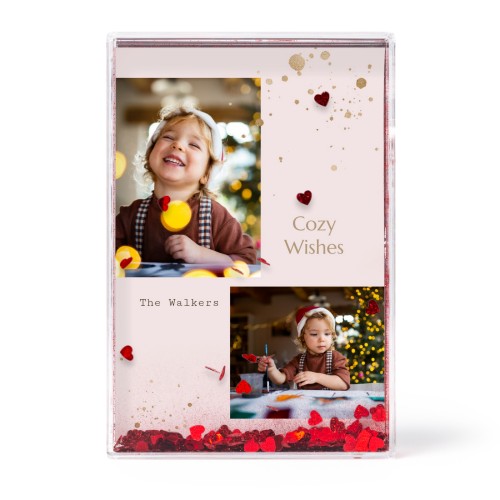 Photo frame with heart confetti Photo frame with heart confetti