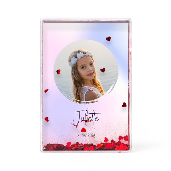 Photo frame with heart confetti