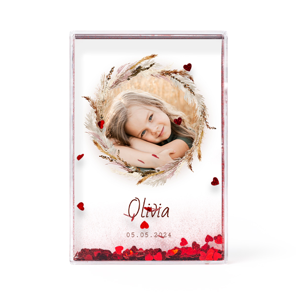 Photo frame with heart confetti