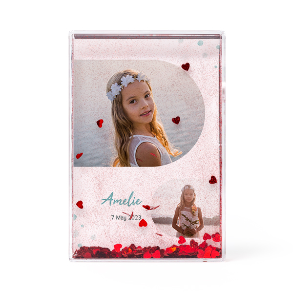 Photo frame with heart confetti