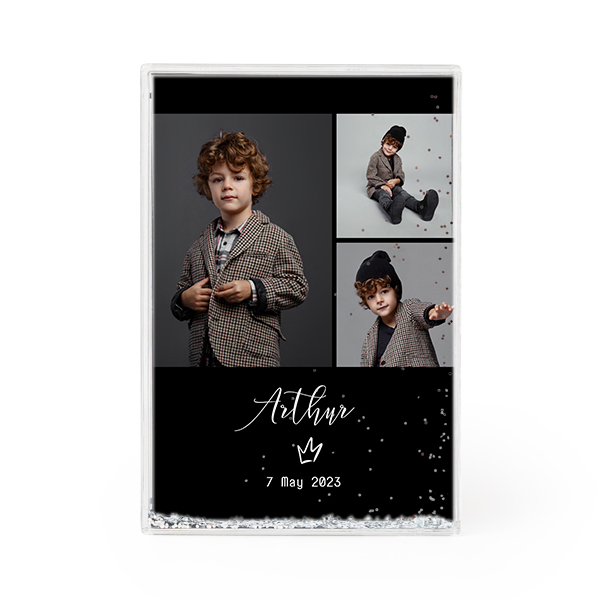 Photo frame with silver glitter Photo frame with silver glitter