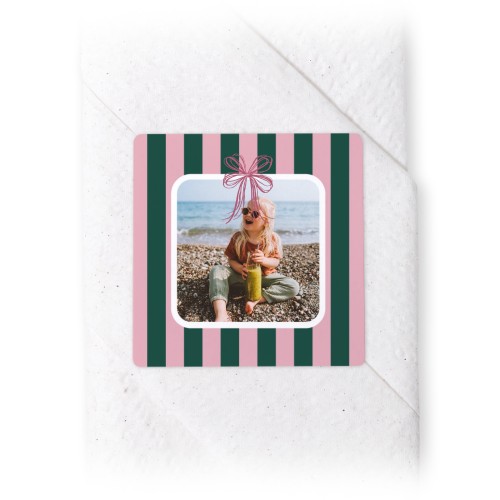 GeneralStickerSquare4x4_FunkyStripesBow