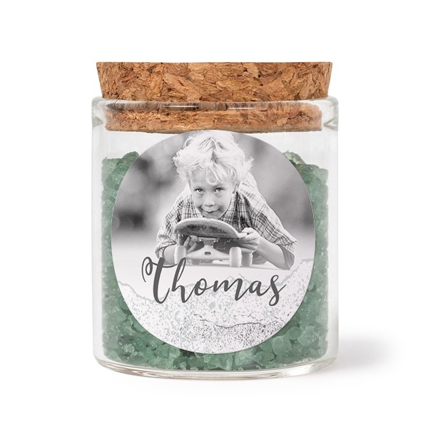 Glasburkar med runda klistermÀrken och grönt badsalt - 12 st Glasburkar med runda klistermÀrken och grönt badsalt - 12 st