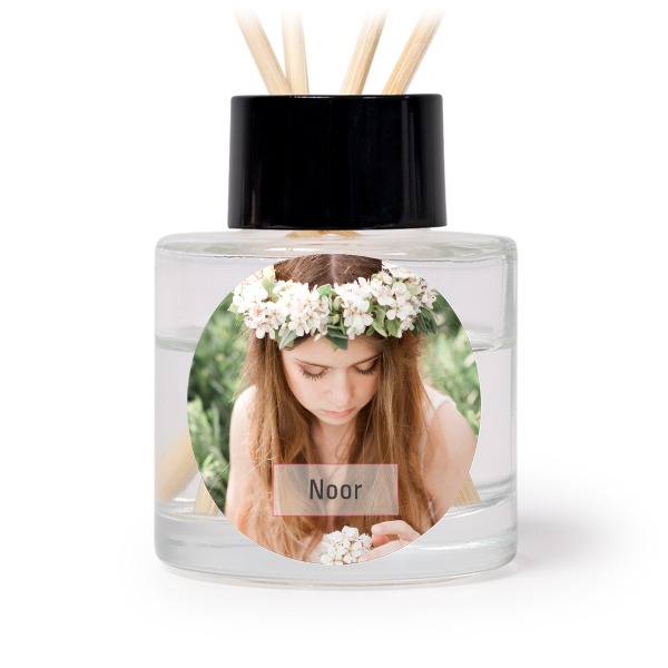 ColoredFrameWhiteFill